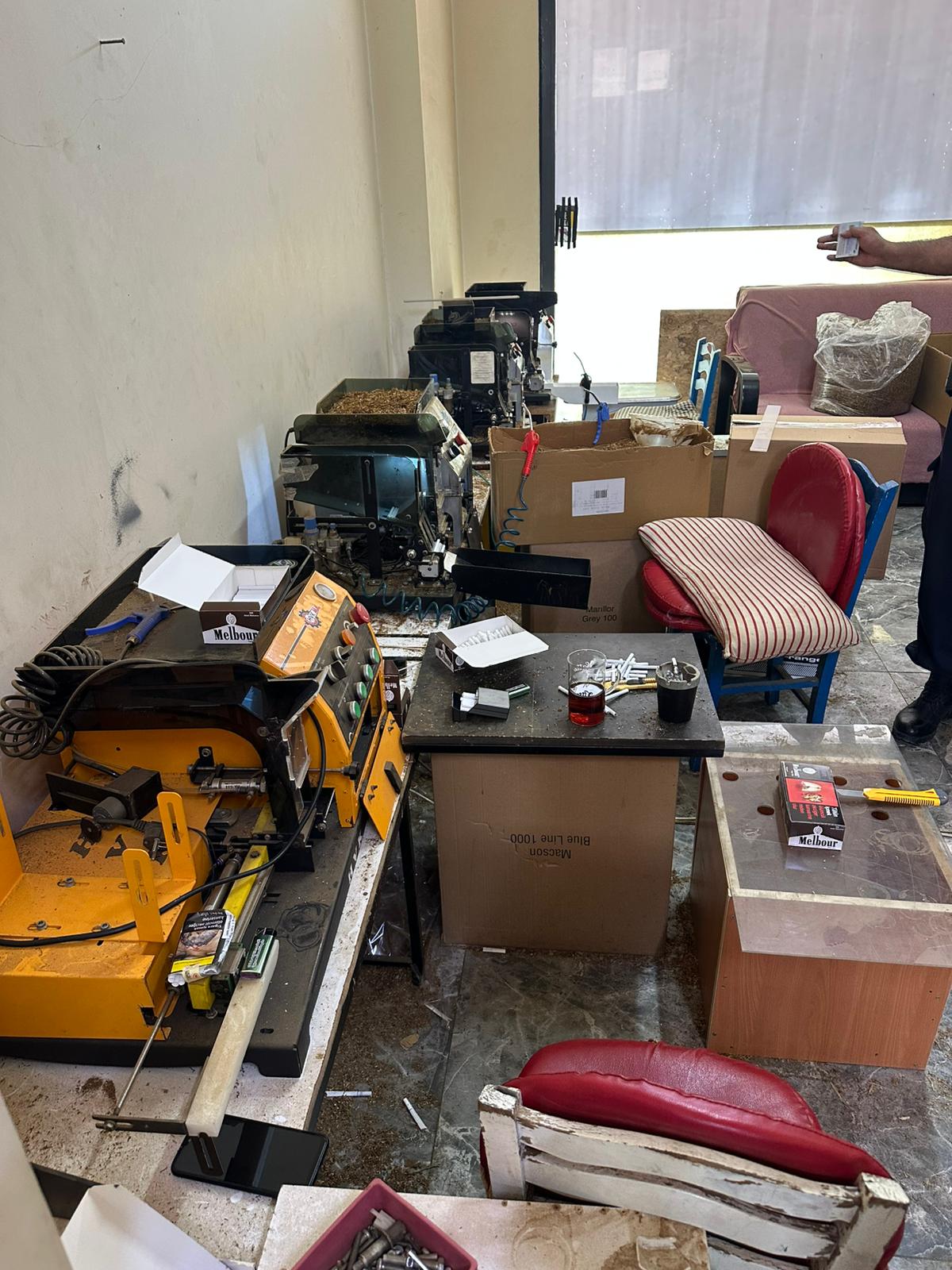 B U R S A D A K A C A K S I G A R A U R E T E N 4 S U P H E L I Y E 743008 219371