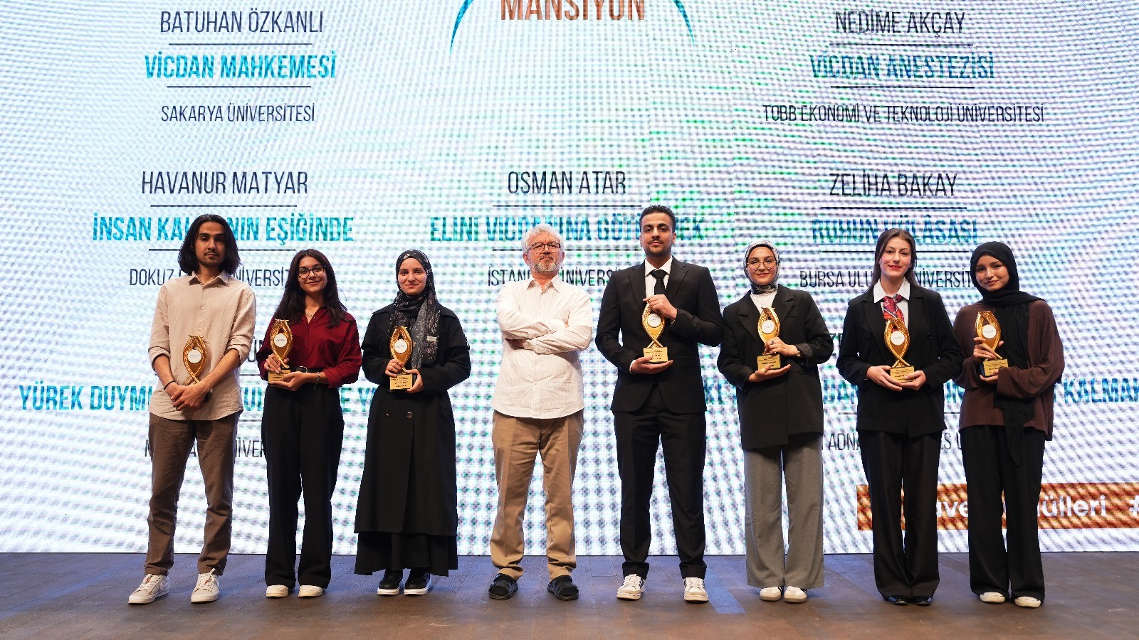 B46C1422E9A434Dc9D5D2F83Dffce7C5