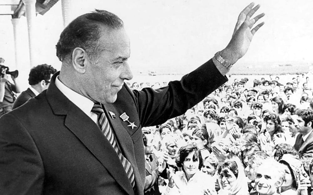 Bir Milletin Mimarından Bir Devletin Mimarına Haydar Aliyev’in Ölümsüz Mirası (1)