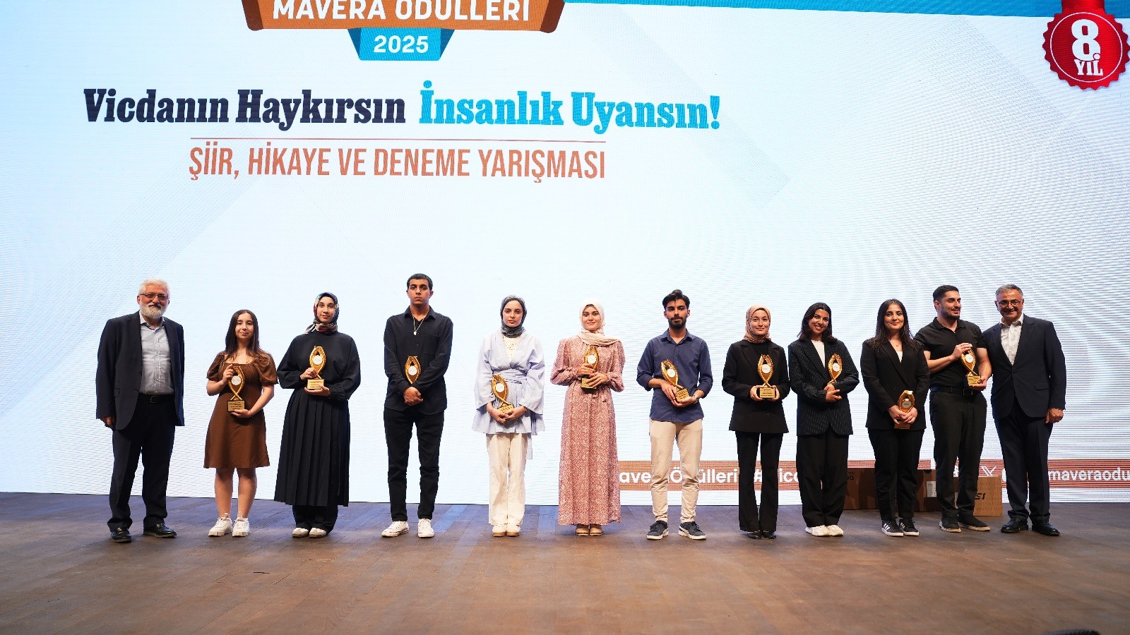 Ee1629Bee935736326F7E752Fa25539B