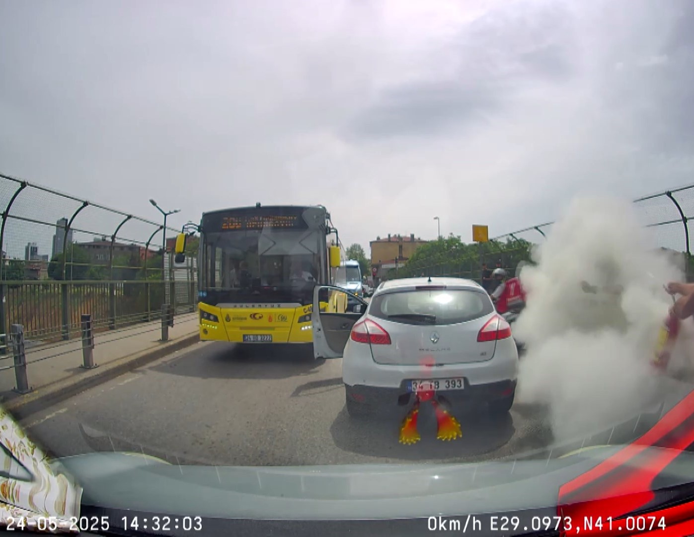 I S T A N B U L A T A S E H I R D E T R A F I K T E T A R T I S T I G 731295 216056