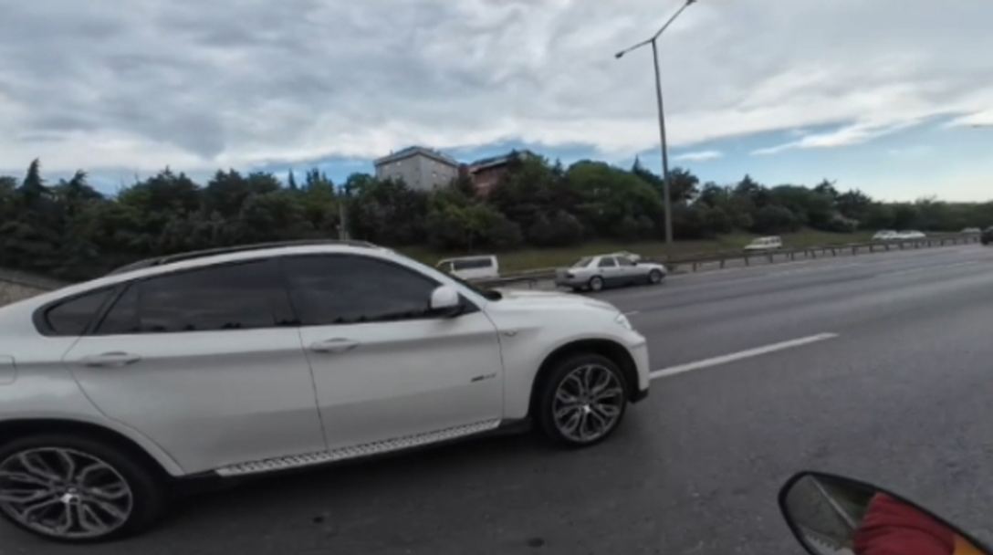 I S T A N B U L S U L T A N G A Z I T E M O T O Y O L U N D A M A K 743133 219415