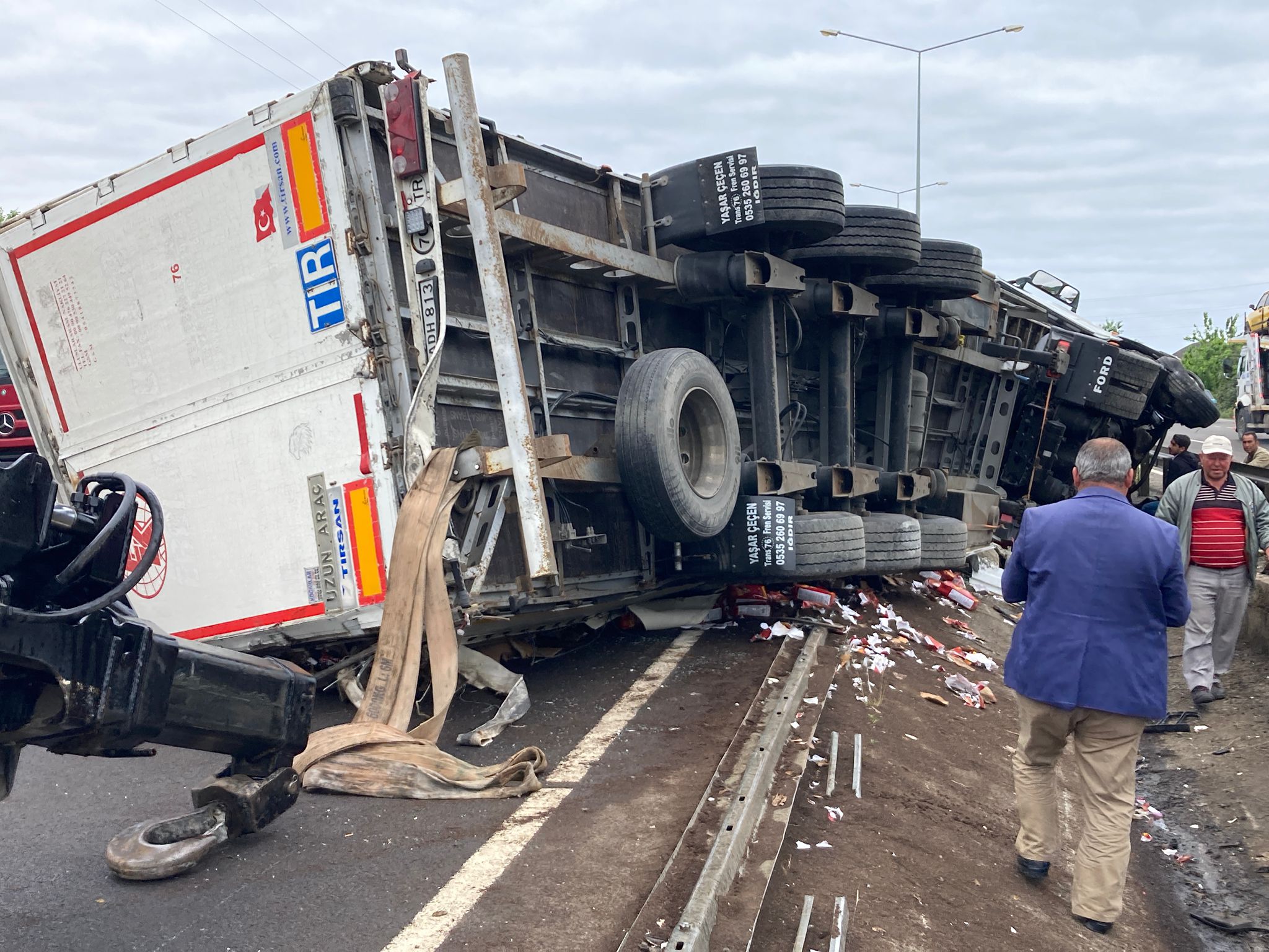 T I R I N D E V R I L D I G I K A Z A D A S O F O R U N S O L K O L 736783 217580