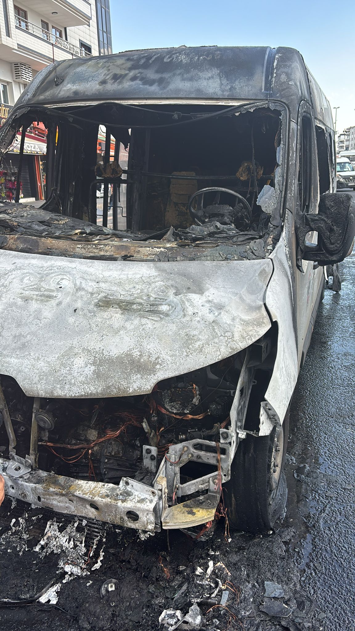 Y O L C U M I N I B U S U A L E V A L E V Y A N D I 743459 219505