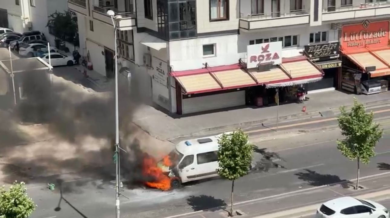 Y O L C U M I N I B U S U A L E V A L E V Y A N D I 743460 219505