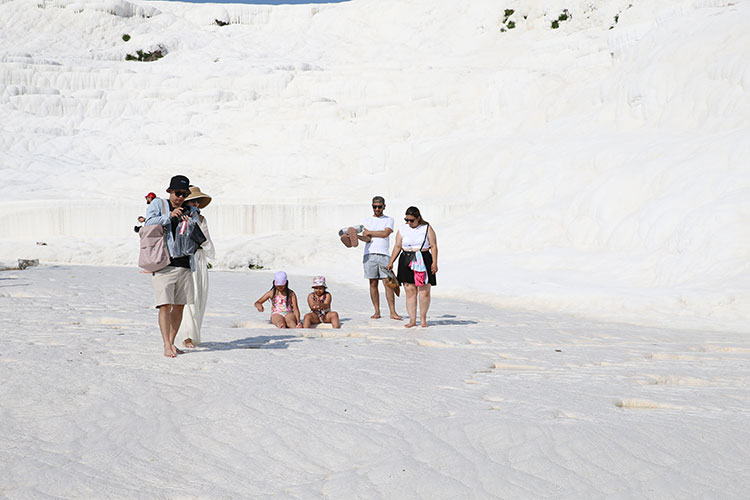 02.06 12 New Folder (12) New Folder New Folder (8) 20250607 2 69405005 113873633