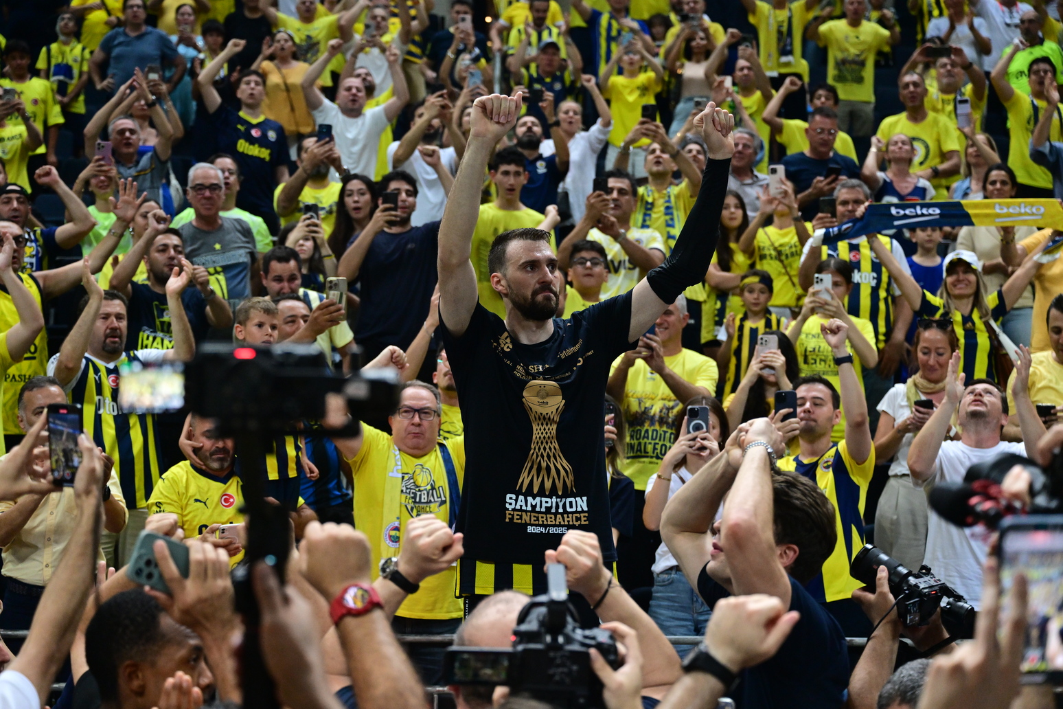 Aa 20250625 38389138 38389129 Fenerbahce Beko Besiktas Fibabanka (1)