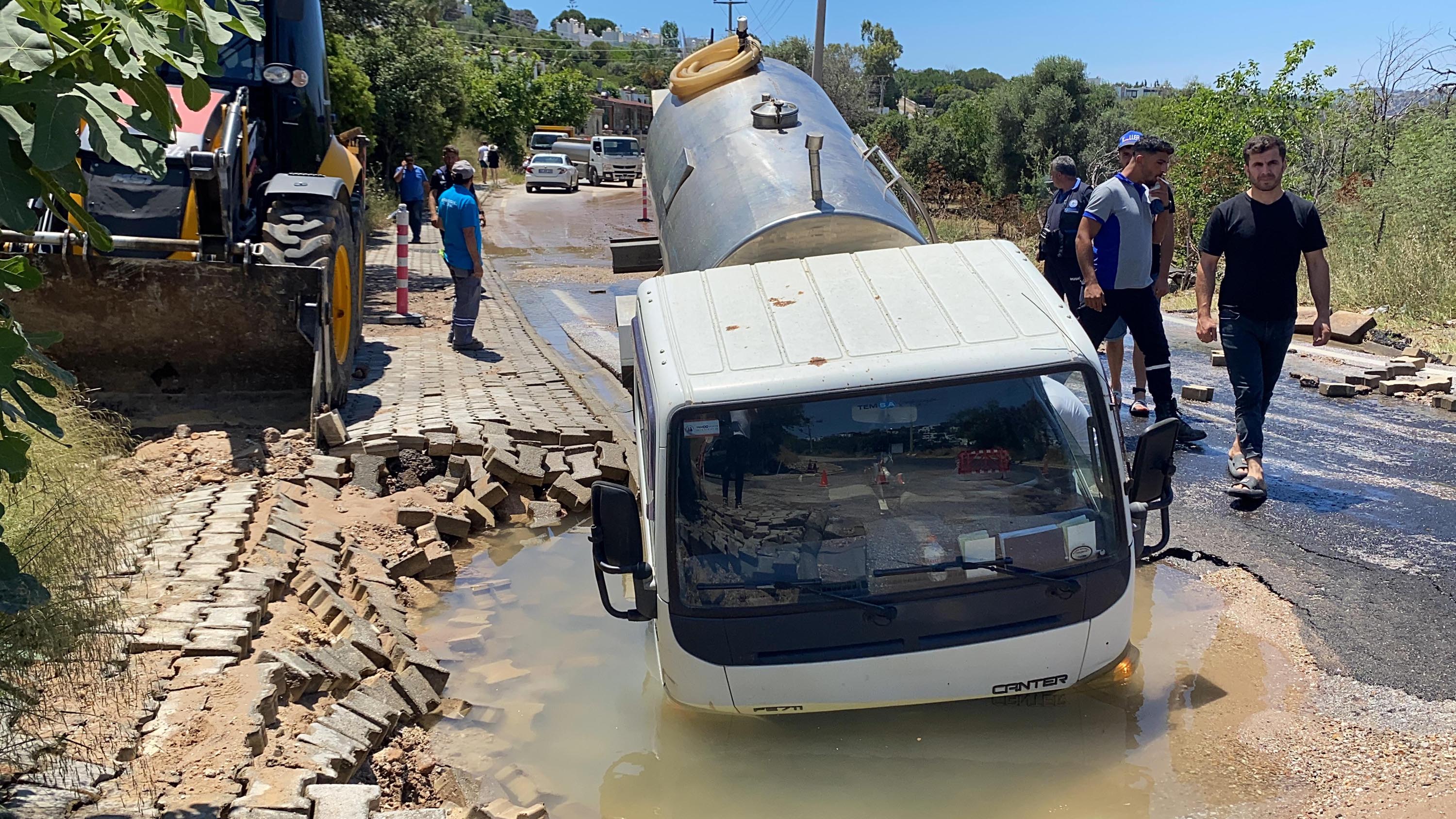 B O D R U M D A A N A I S A L E H A T T I P A T L A D I Y O L D 746643 220396