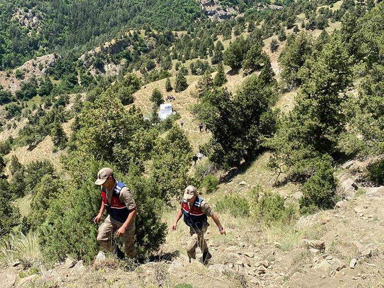 Erzurum'da Oltu Taşı Ocağında Göçük Aa