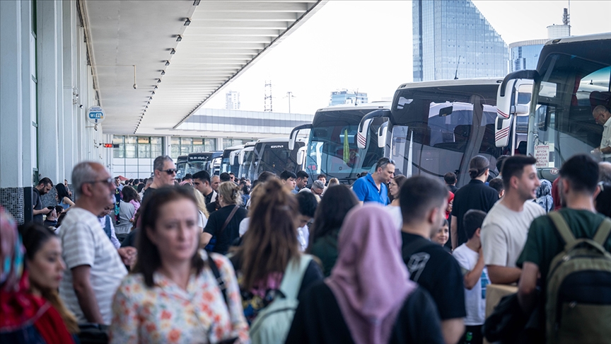 Fahiş Fiyatla Satış Yapan Otobüs Firmalarına 25,8 Milyon Ceza