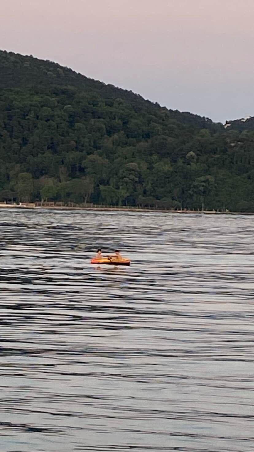 I S T A N B U L S A R I Y E R D E S I S M E B O T L A D E N I Z E 749248 221146