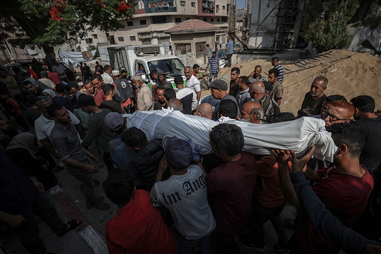 İsrail’in Gazze Şeridi’nin Çeşitli Yerlerindeki Saldırılarında 36 Filistinli Hayatını Kaybetti Aa