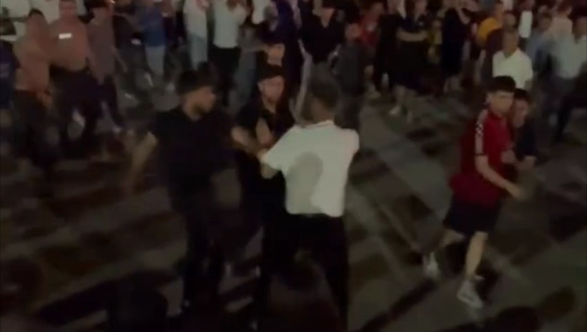 K O N S E R D E B I C A K L I K A V G A 3 Y A R A L I 745876 220161