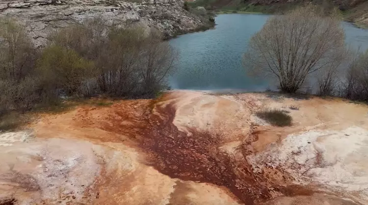 Kızıl Travertenlerden Oluşan Otlukbeli Gölü, Doğaseverleri Bekliyor Dha
