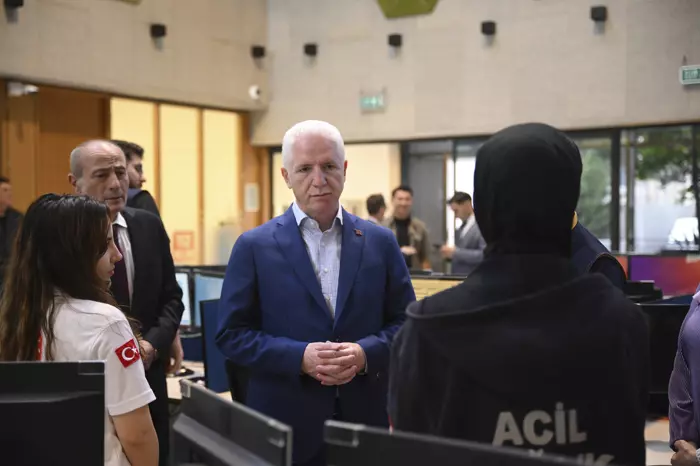 Vali Davut Gül'den Bayram Mesaisi2