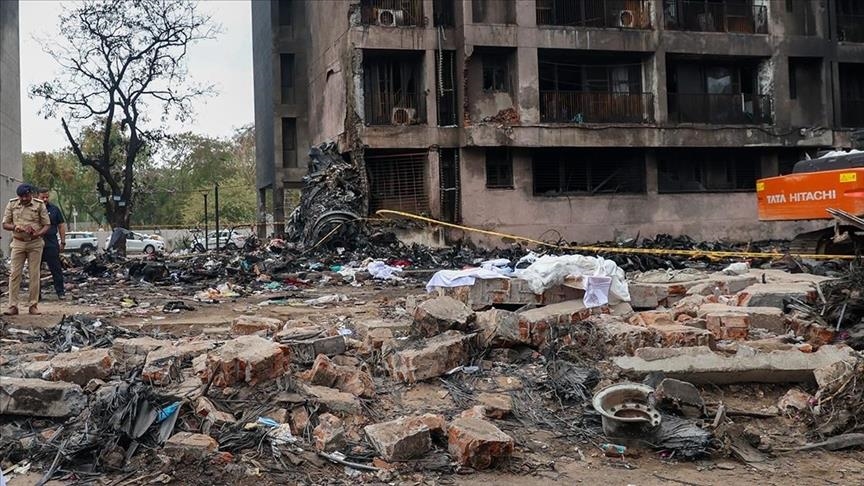 Hindistan’daki Uçak Kazasına Ilişkin Ön Rapora Göre Kalkıştan Sonra Motorlara Giden Yakıt Kesildi-1