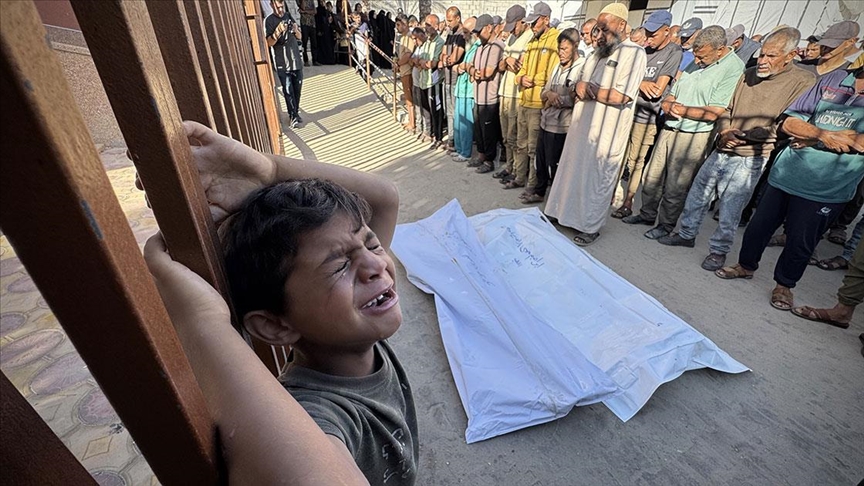 İsrail'in Gazze Şeridi'ne Saldırılarında 26 Filistinli Hayatını Kaybetti Aa