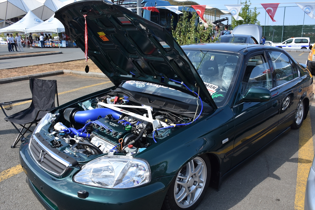 A A 20250809 38787759 38787755 M O D I F I Y E A R A C T U T K U N L A R I T R A B Z O N D A D U Z E N L E N E N F E S T I V A L D E B I R A R A Y A G E L D I