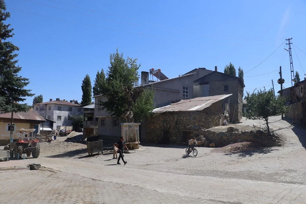 Dh A Pdl Sr6 Uaza T T G W M T I A