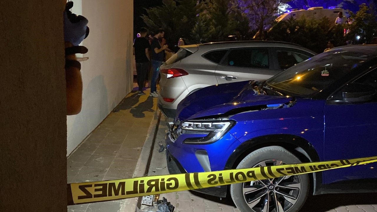 Kayseri’de 14’Üncü Kattan Düşen Kadın Öldü! (1)