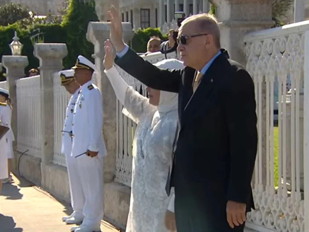 W A5 X My Ic00Apc Nl It8 R4C Q