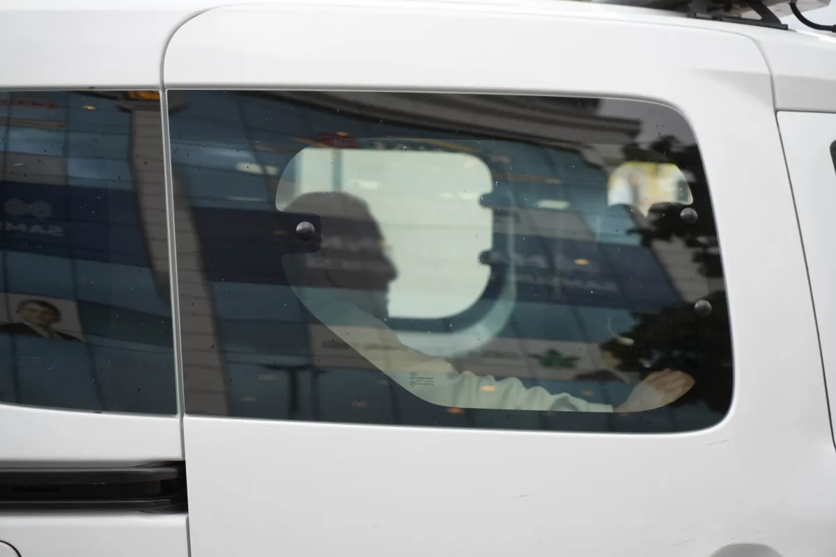 68Ce5Bb411C79390 W1200Xh800