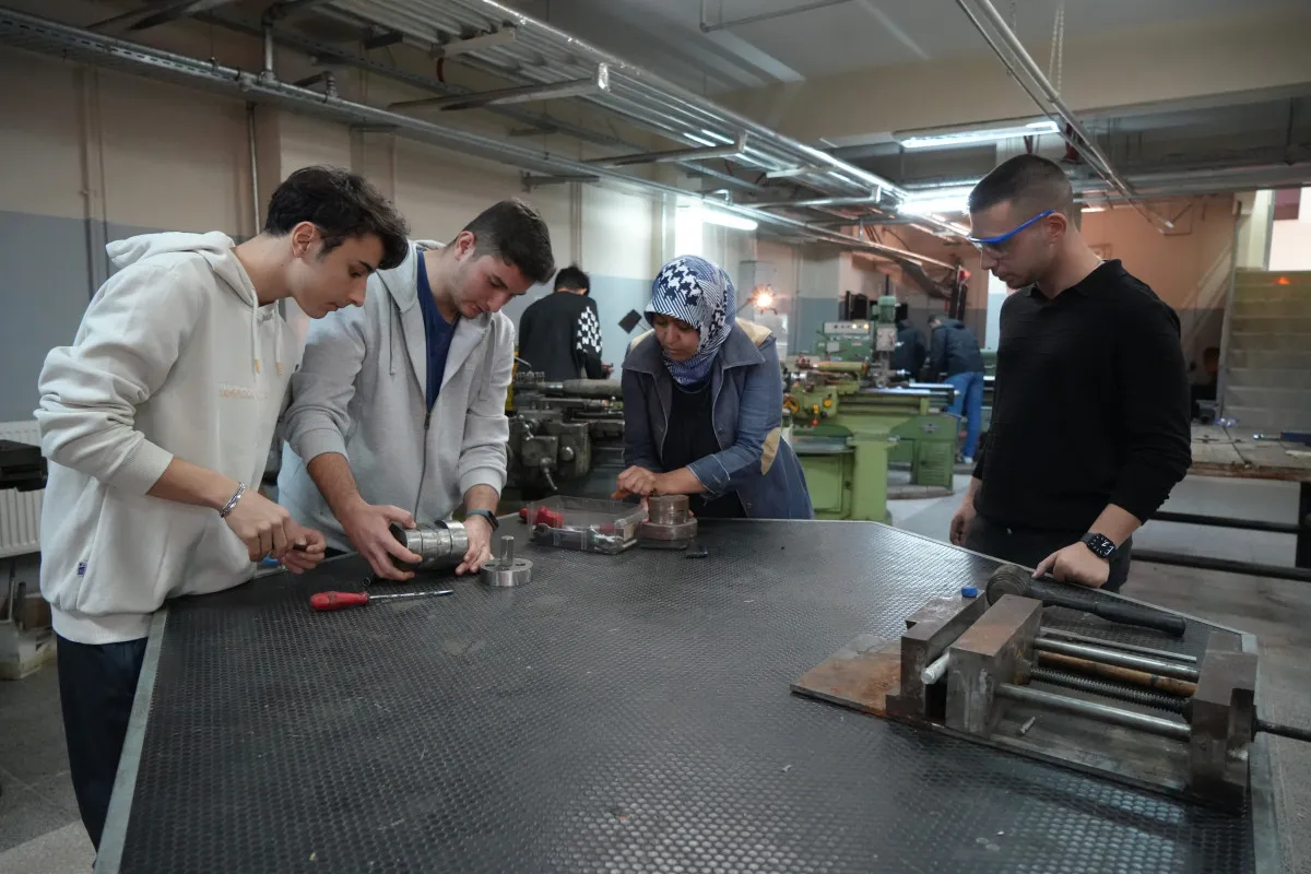 68F34Fd4540Fc383 W1200Xh800