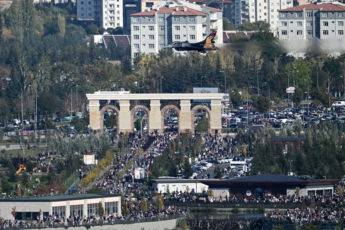 68F39A28C4D1B303 W1200Xh800