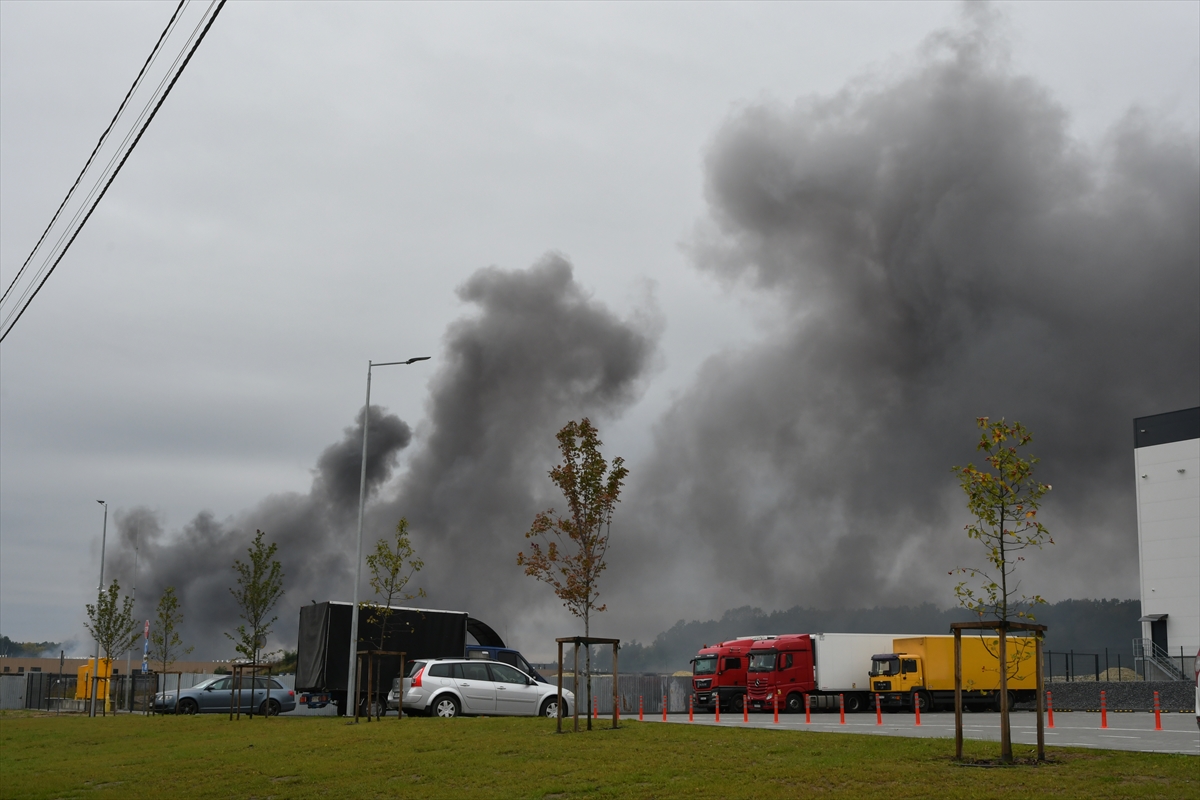 A A 20251005 39316796 39316779 Z E L E N S K I Y R U S L A R 500 E Y A K I N I H A V E 50 D E N F A Z L A F U Z E I L E S A L D I R I D U Z E N L E D I