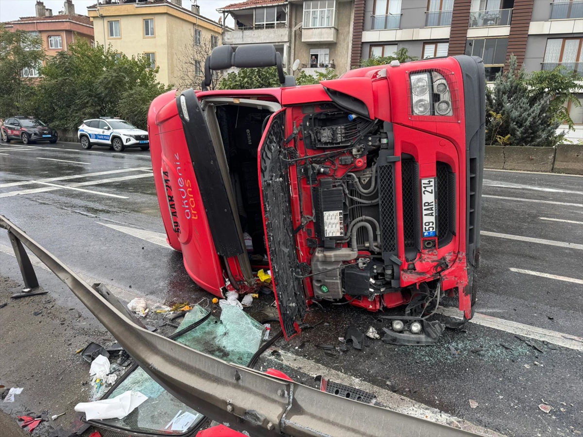 A A 20251018 39446248 39446243 B U Y U K C E K M E C E D E D E V R I L E N T I R N E D E N I Y L E D100 K A R A Y O L U E D I R N E I S T I K A M E T I T R A F I G E K A P A T I L D I