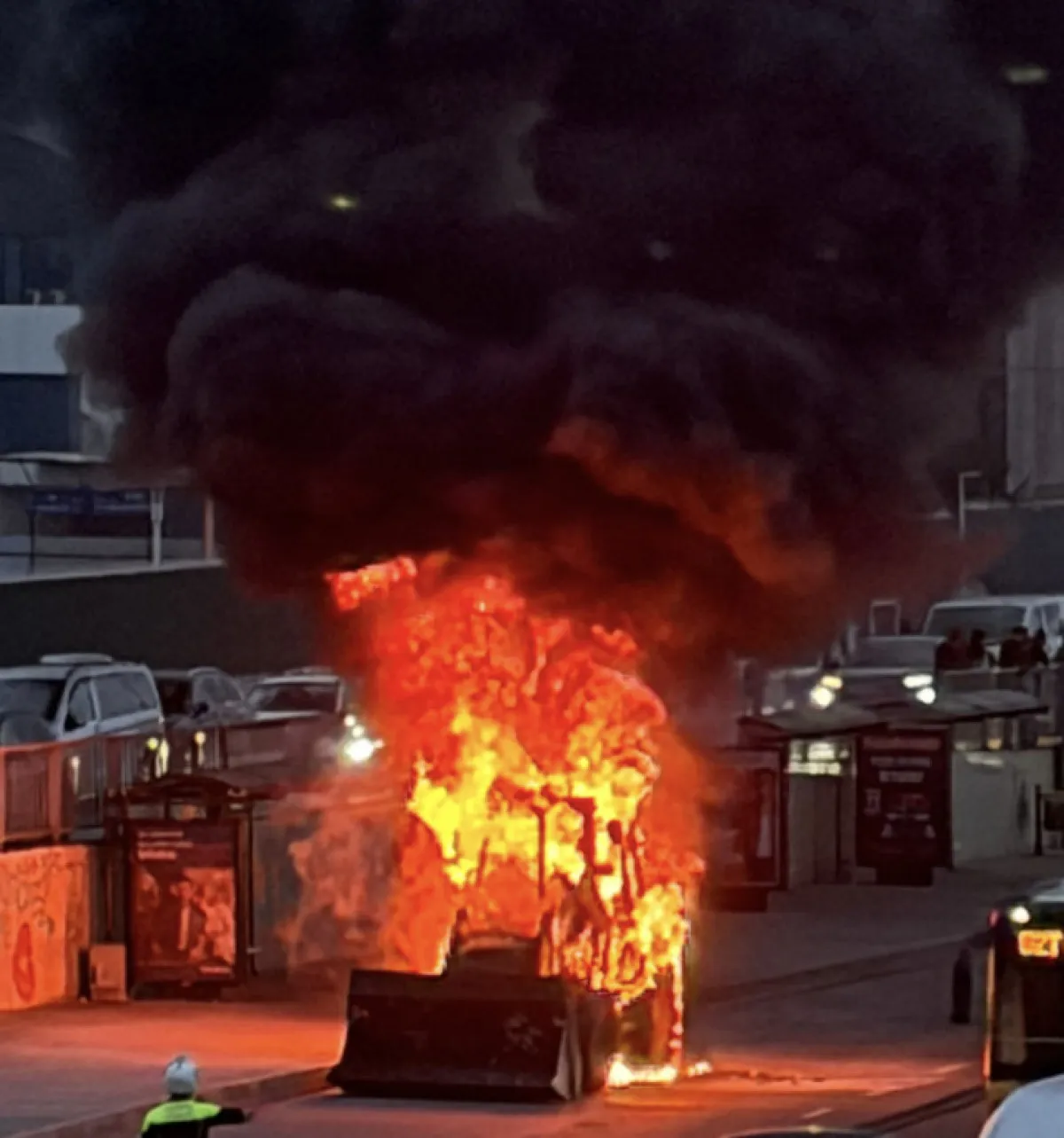 690C4342Aac2D569 W1200Xh1283