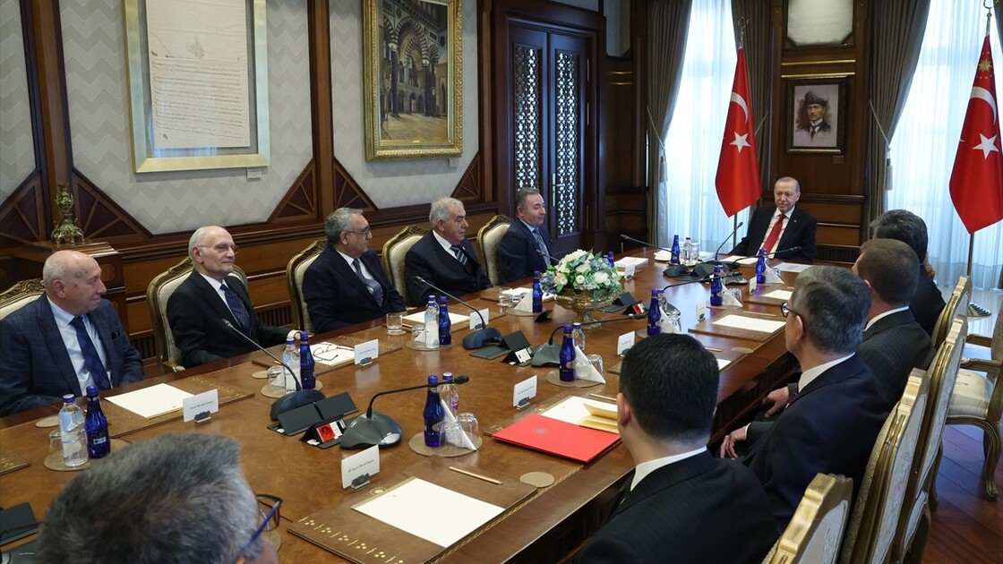 Thumbs B A003E6256E6B33E1371Ddee00Db947Cc